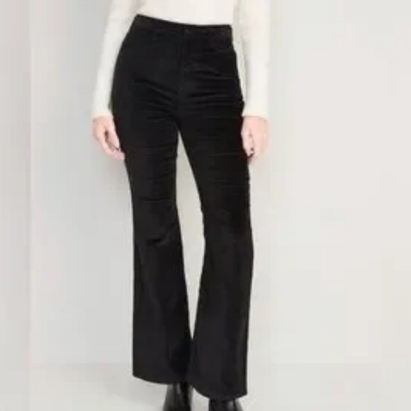 Higher High-Waisted Velvet Flare Plus Size Pants - Picture 3 of 11